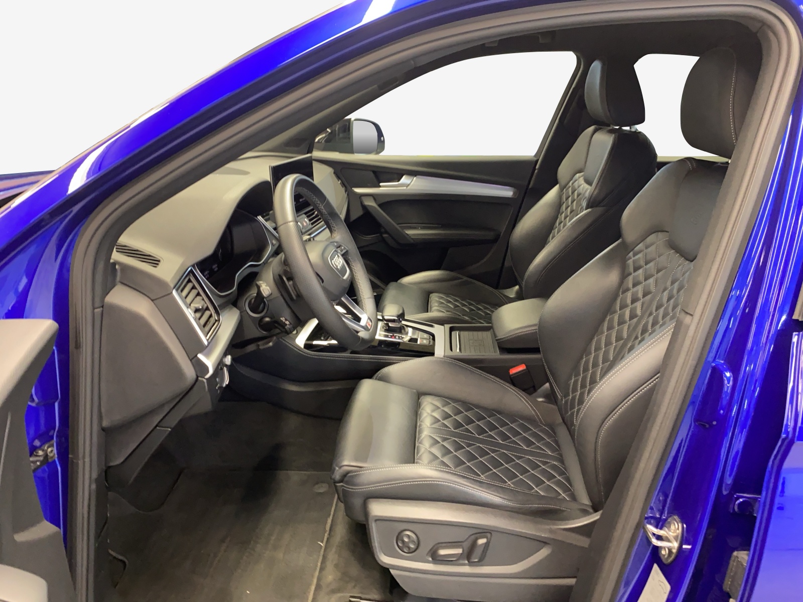 AUDI Q5 50 TFSI e PHEV S line quattro S-tronic-image-7