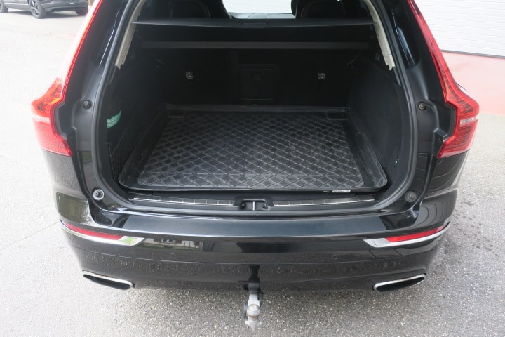 VOLVO XC60 D5 AWD Inscription Geartronic-image-5