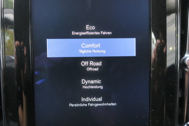 VOLVO XC60 D5 AWD Inscription Geartronic-image-14