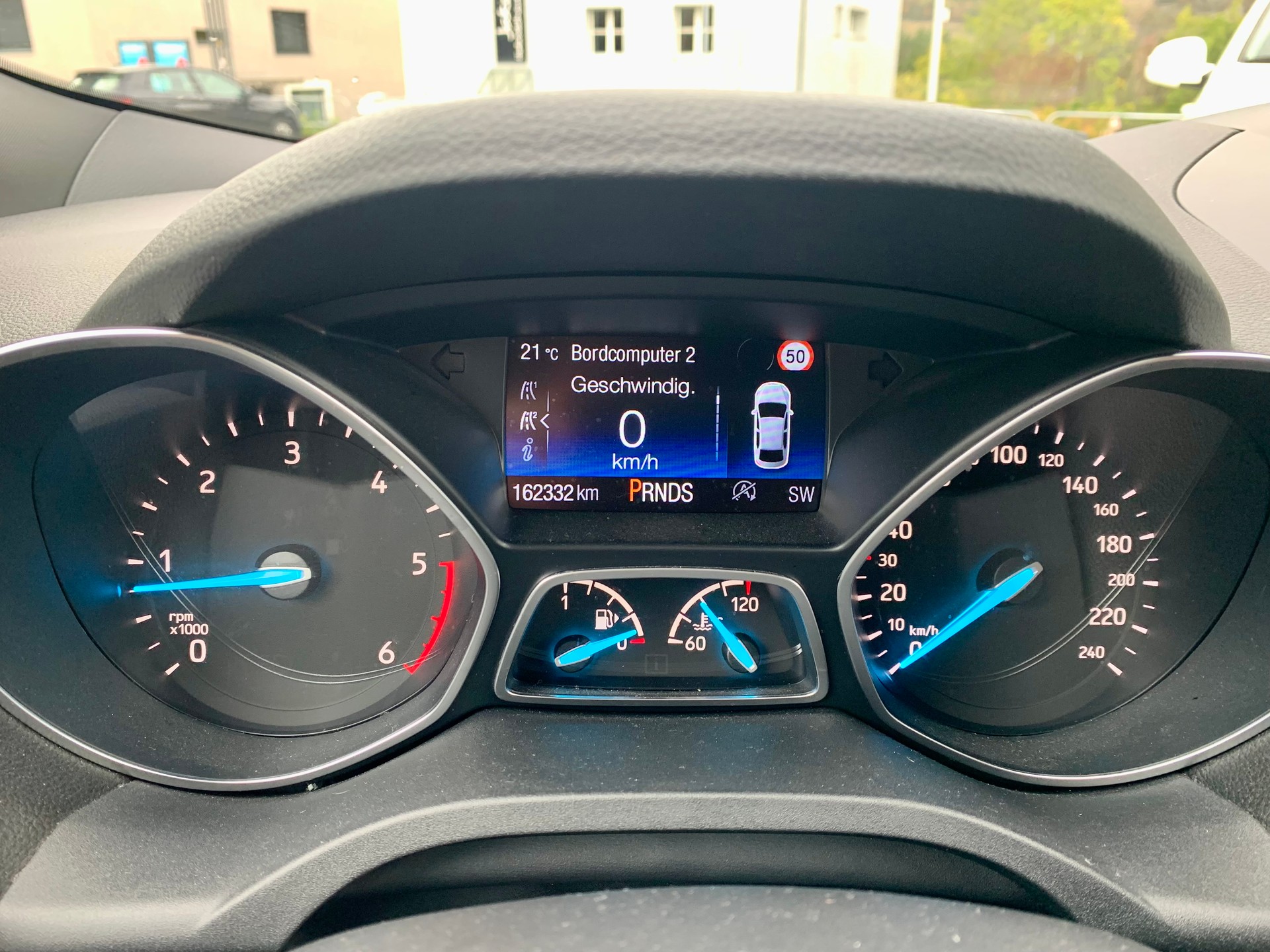 FORD Kuga 2.0 TDCi ST Line High 4WD PowerShift-image-11