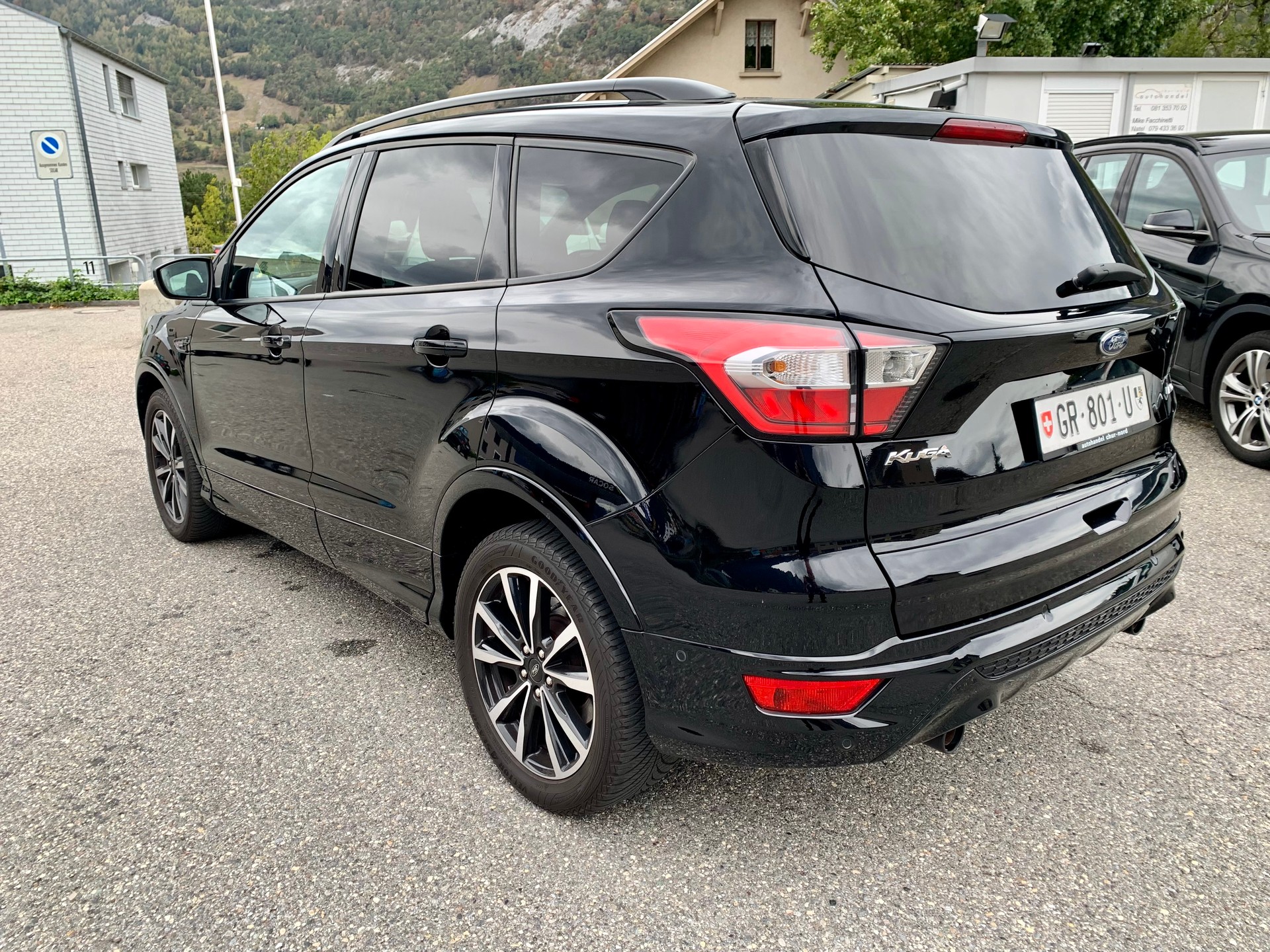 FORD Kuga 2.0 TDCi ST Line High 4WD PowerShift-image-4