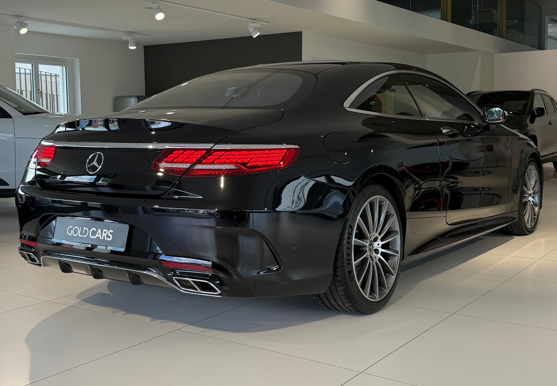 MERCEDES-BENZ S 560 Coupé 4Matic 9G-Tronic-image-7