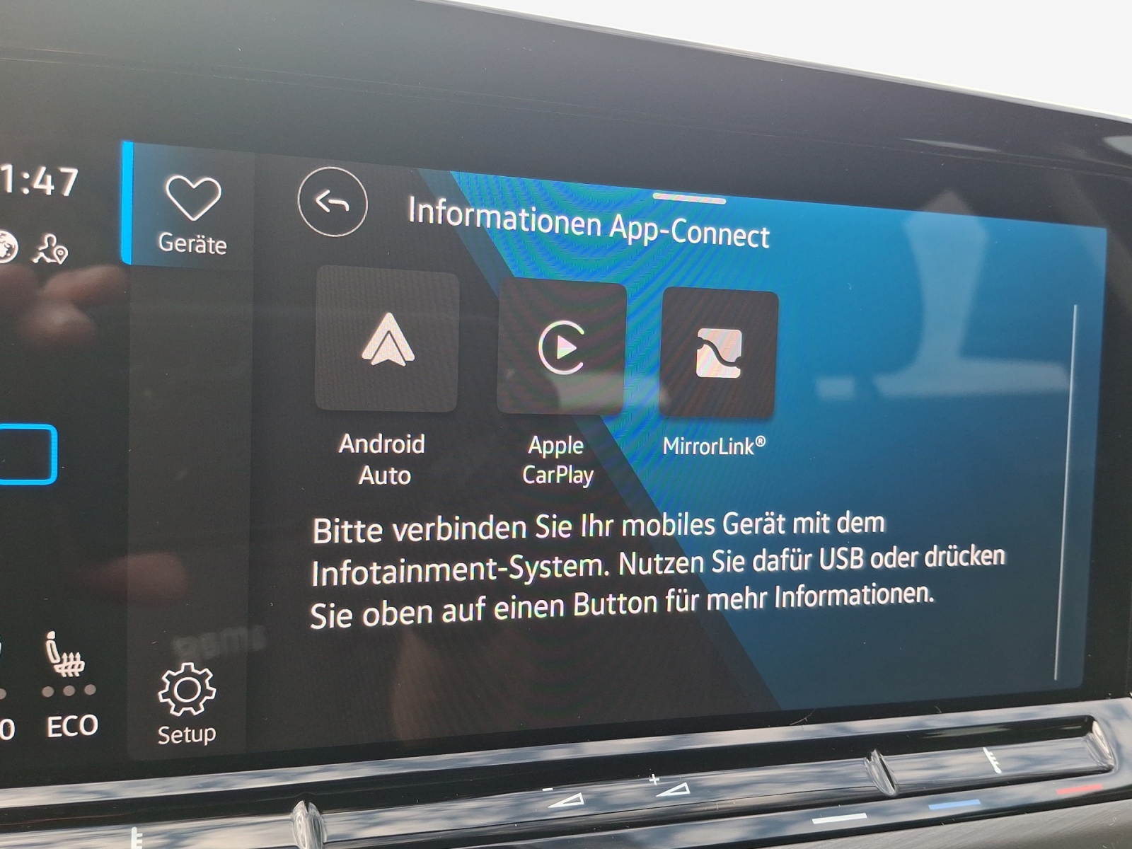 VW Golf 1.4 TSI PHEV Selection-image-14
