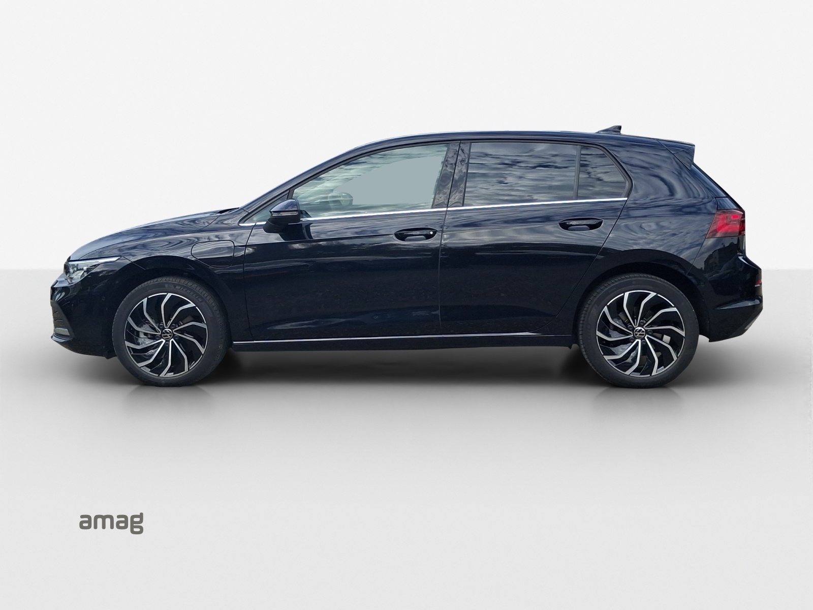 VW Golf 1.4 TSI PHEV Selection-showroom-element-1