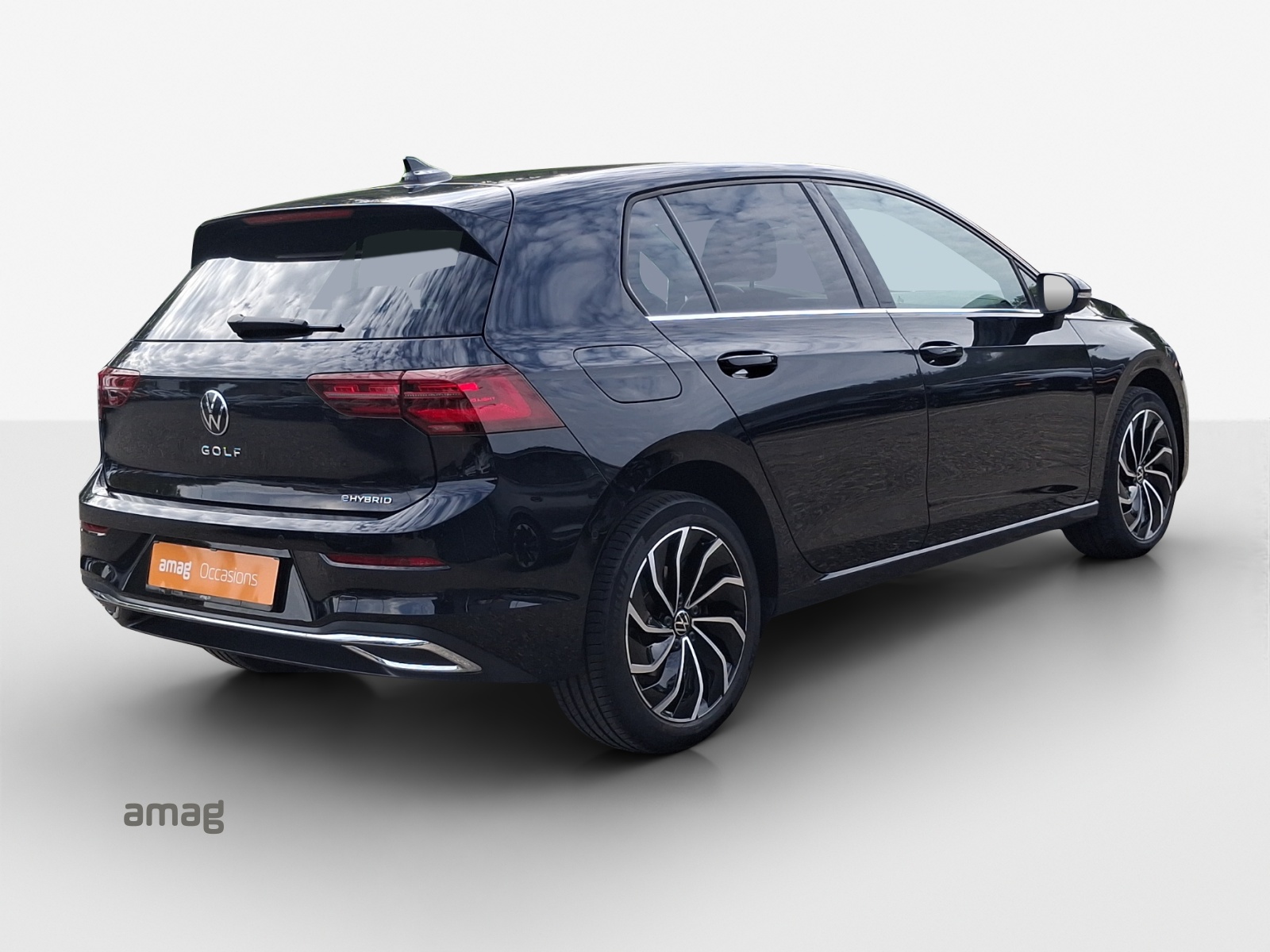 VW Golf 1.4 TSI PHEV Selection-image-4