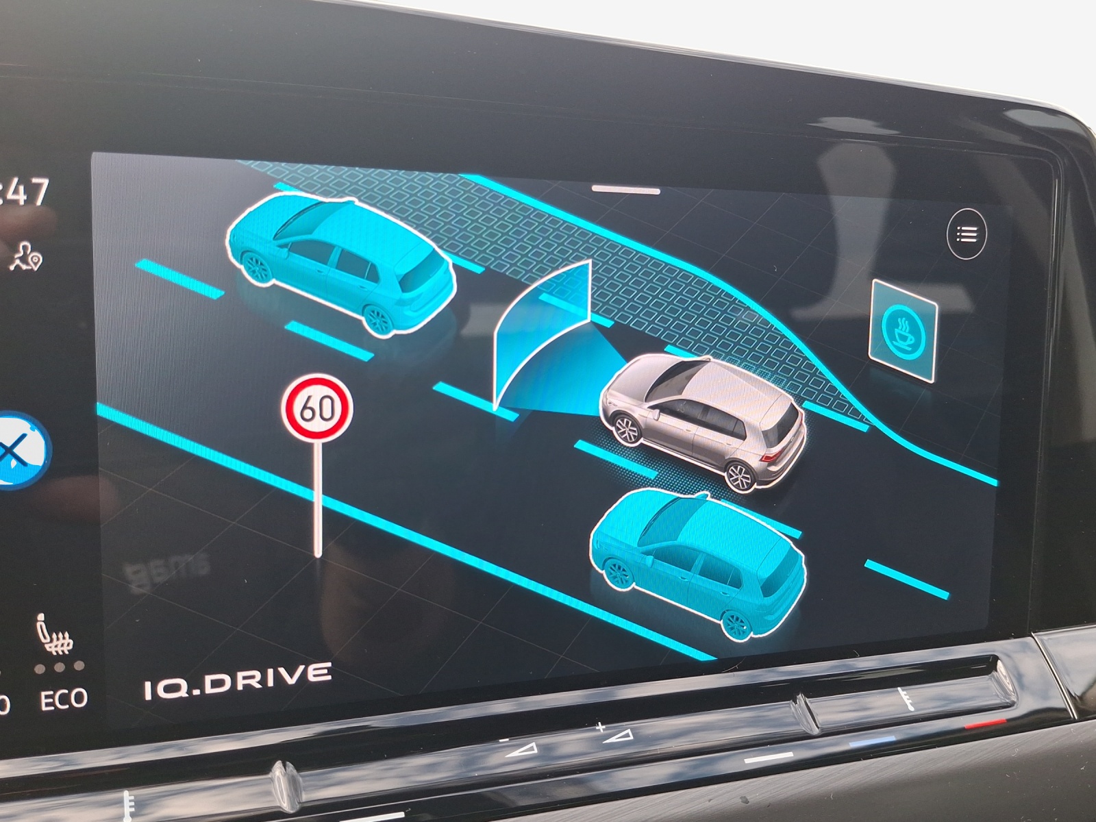 VW Golf 1.4 TSI PHEV Selection-image-15