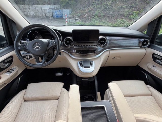 MERCEDES-BENZ V 300 d Swiss Ed. lang-image-4