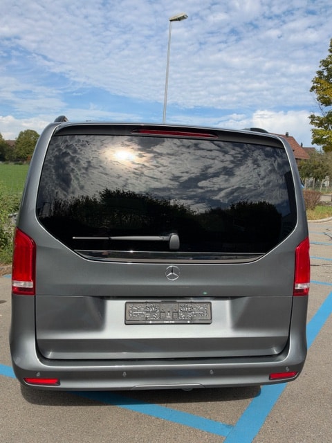 MERCEDES-BENZ V 300 d Swiss Ed. lang-image-9