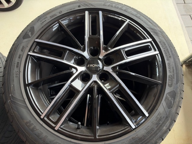 MERCEDES-BENZ V 300 d Swiss Ed. lang-image-8