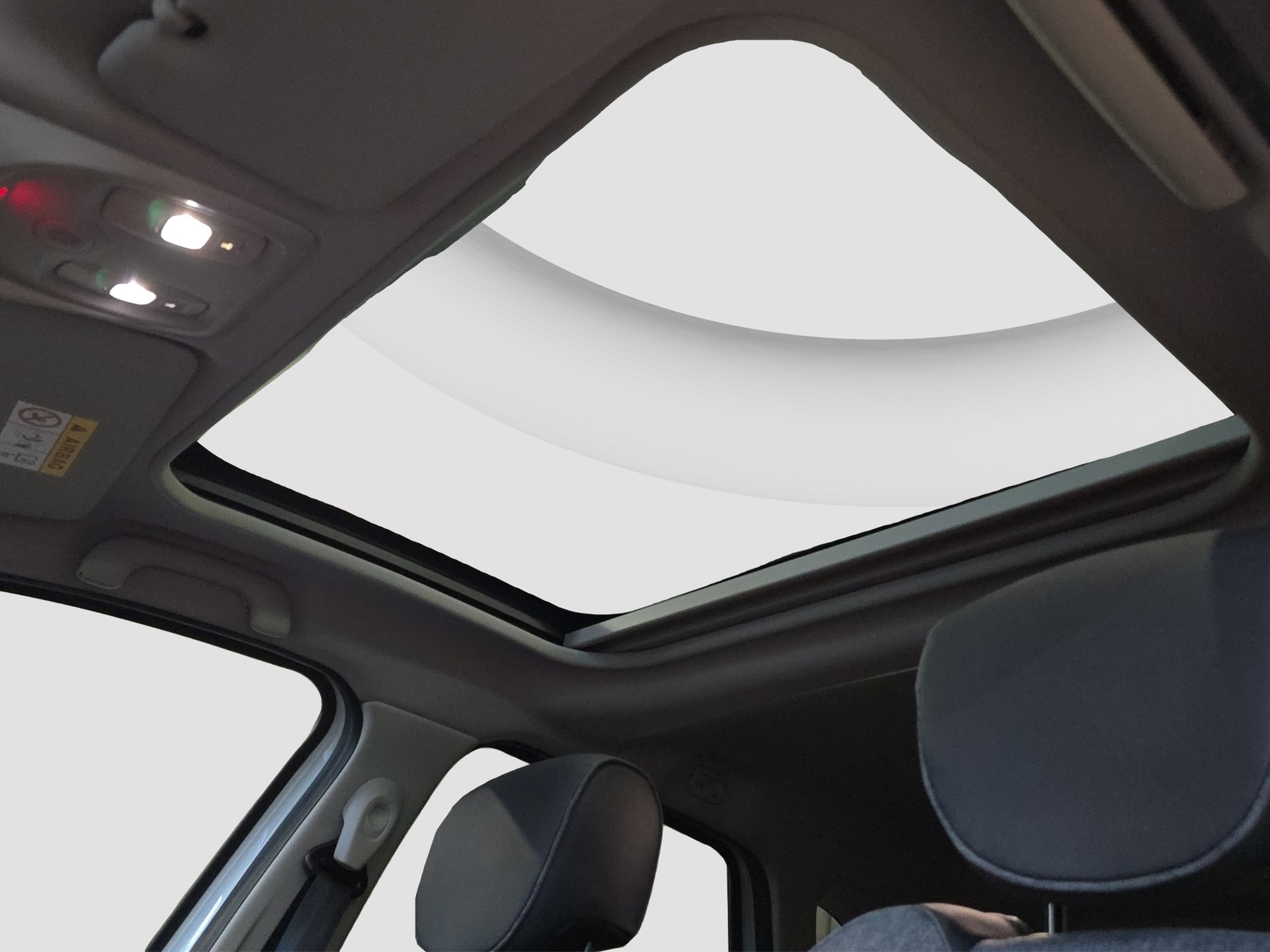 RENAULT Captur 1.2 T 16V 90th Anniversary EDC-image-8