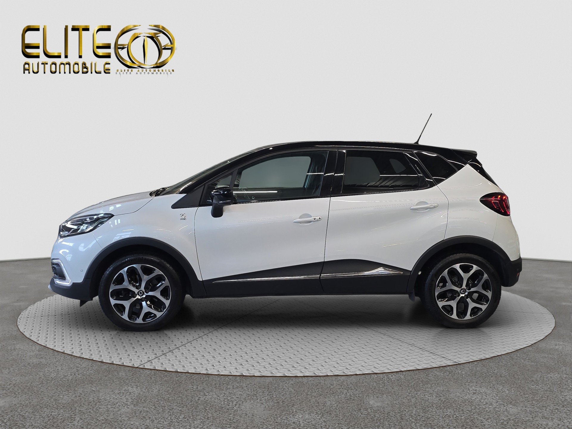 RENAULT Captur 1.2 T 16V 90th Anniversary EDC-image-4