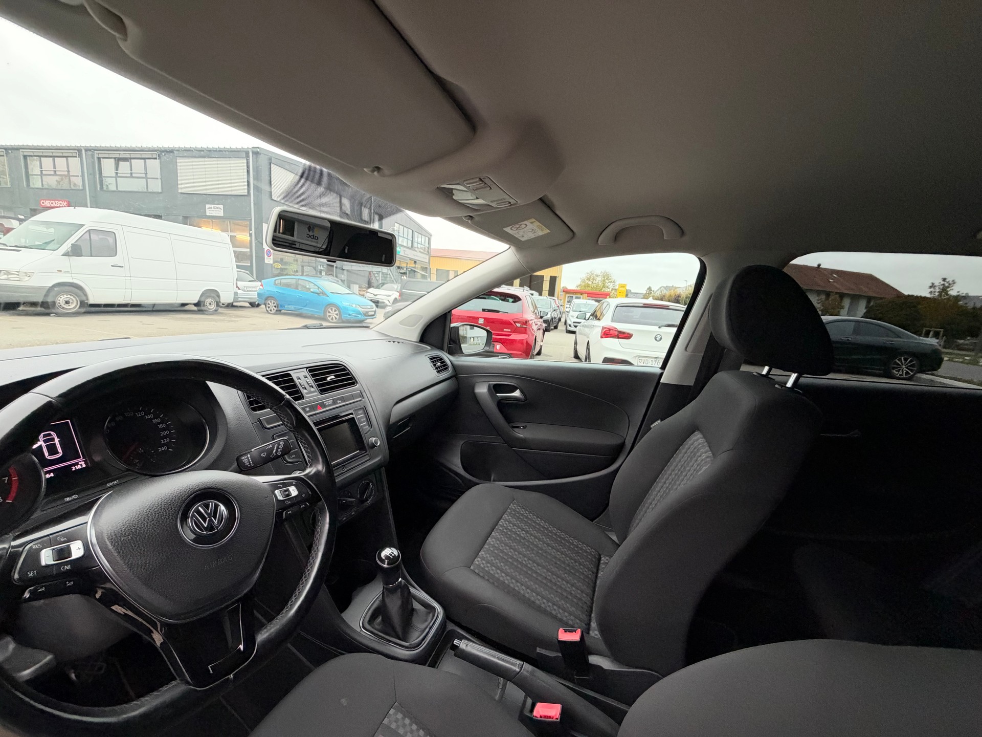 VW Polo 1.0 BMT Trendline-image-6