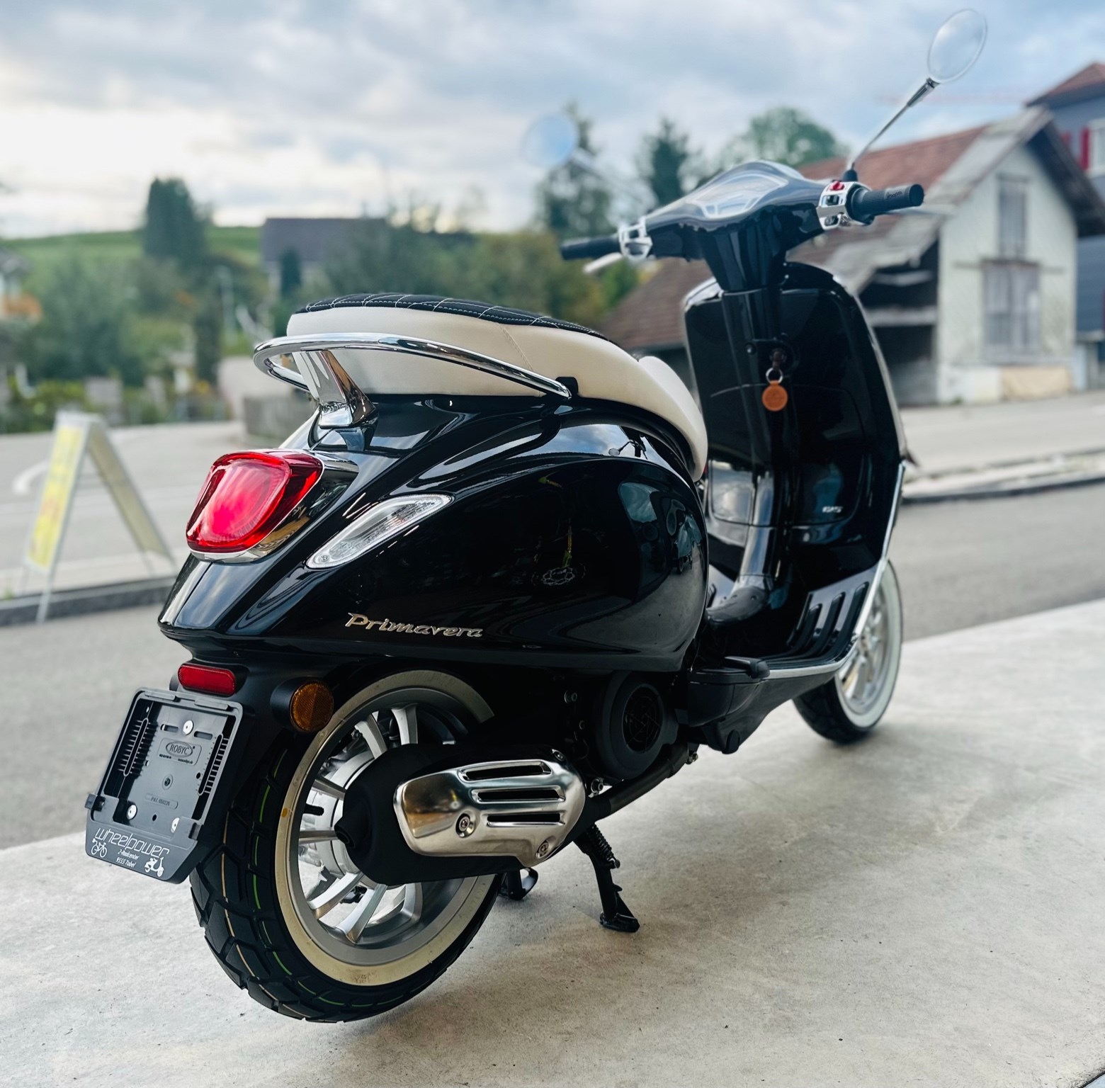 PIAGGIO Vespa 125 Primavera ABS-image-2