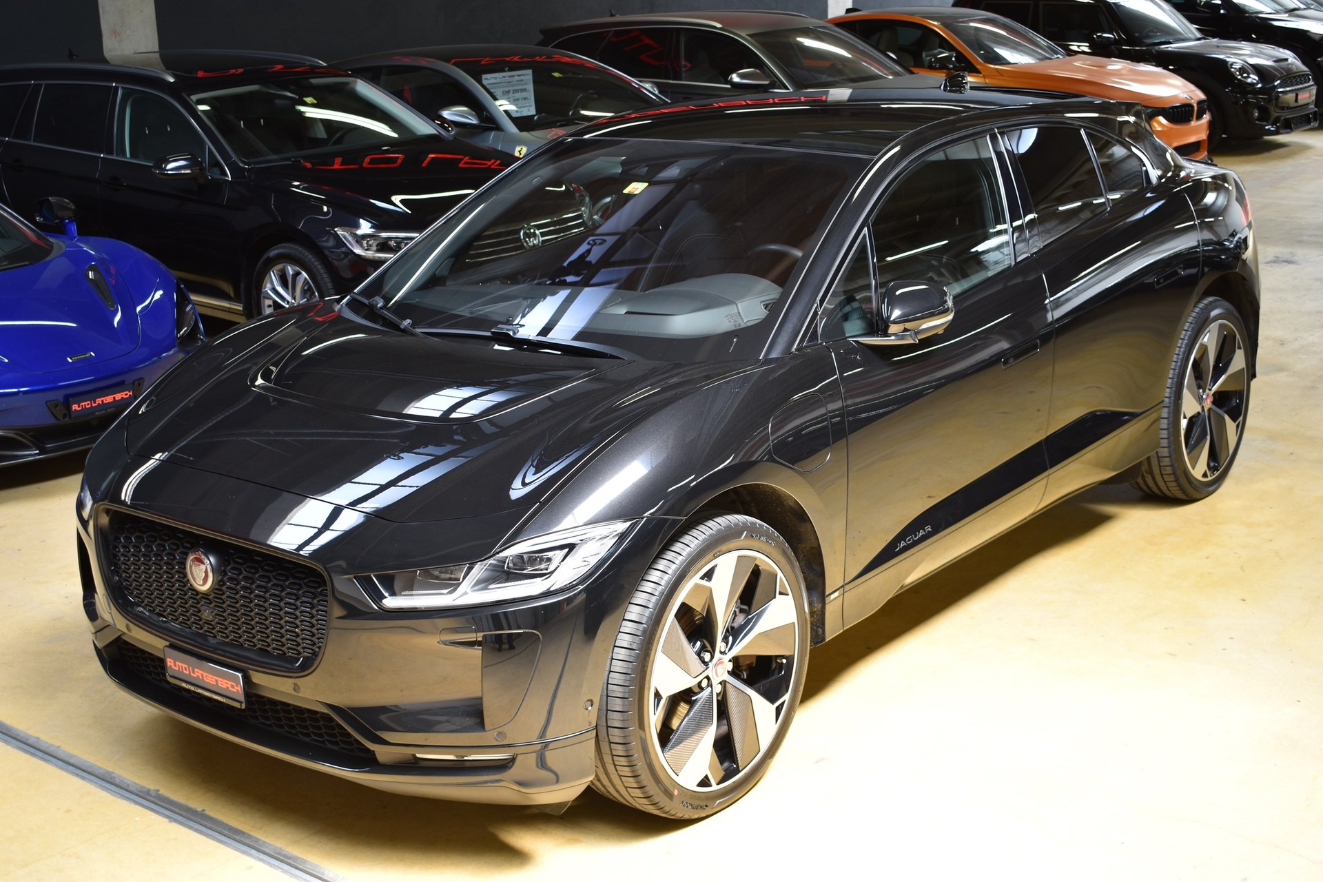 JAGUAR I-Pace EV400 SE AWD-image-1
