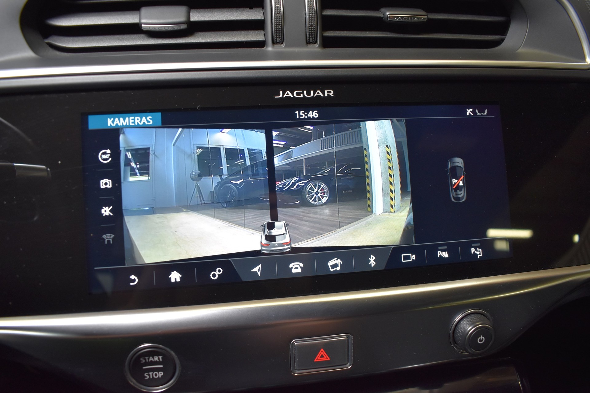 JAGUAR I-Pace EV400 SE AWD-image-24