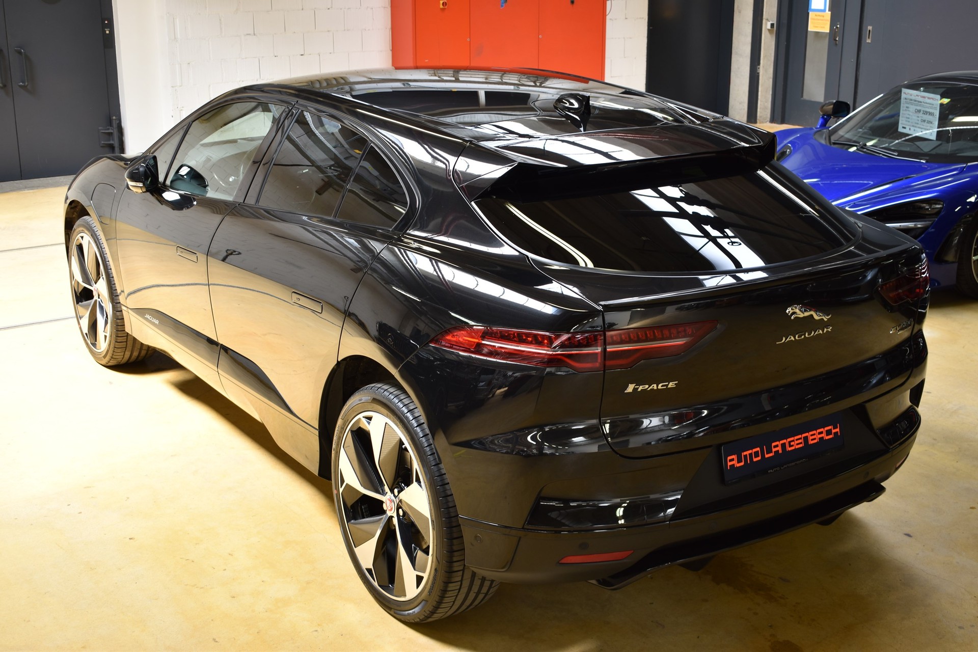JAGUAR I-Pace EV400 SE AWD-image-3