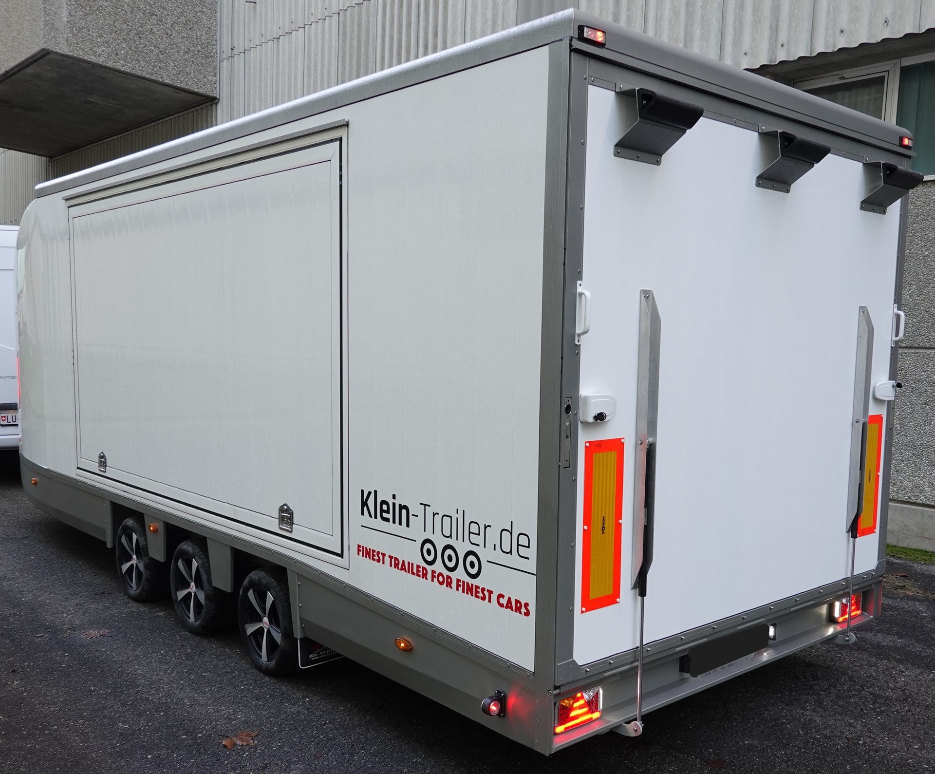 REYCAR - KLEIN TRAILER - GESCHLOSSEN-image-3