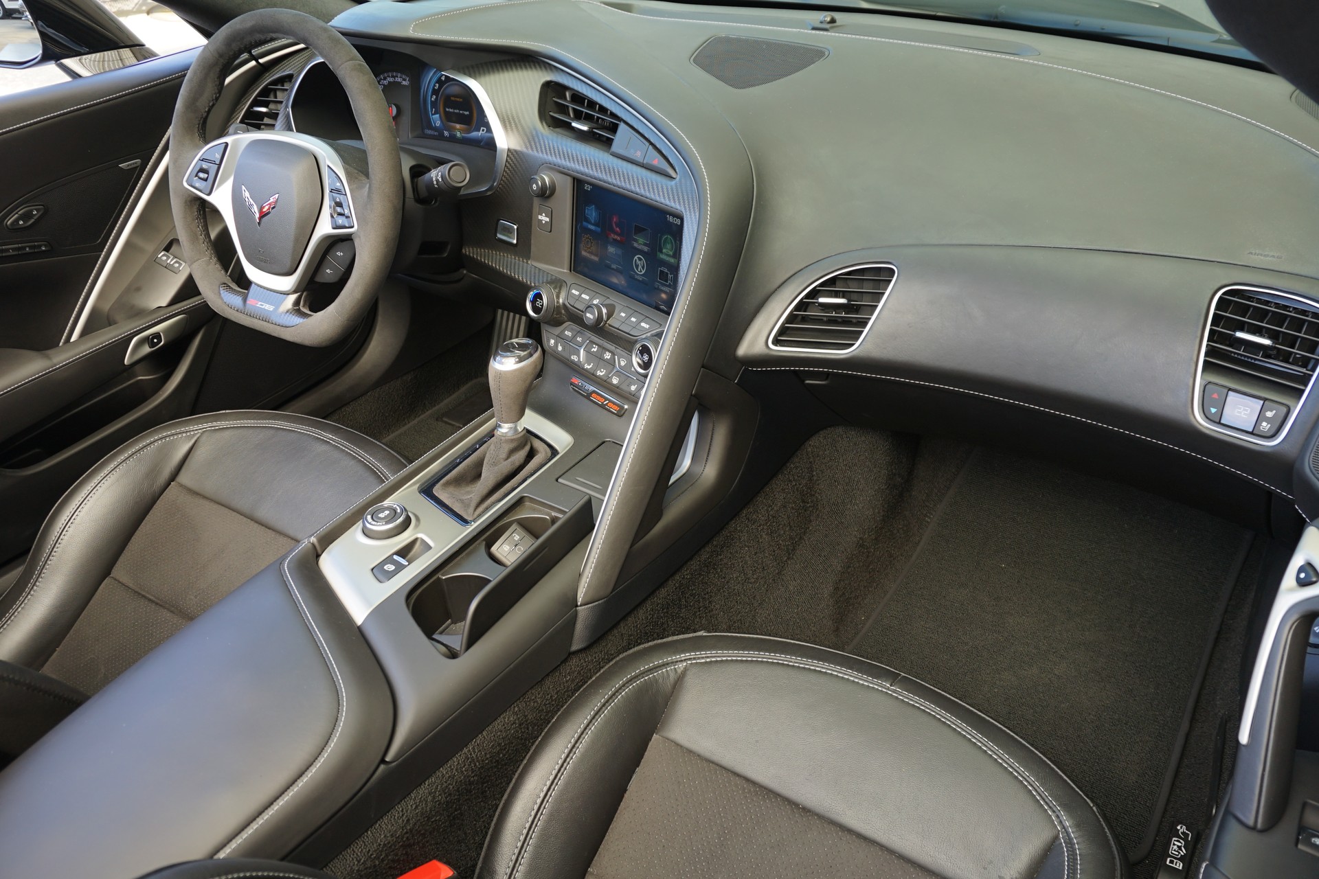 CHEVROLET Corvette Z06 3LZ Cabriolet 660PS "aus erster Hand"-image-20