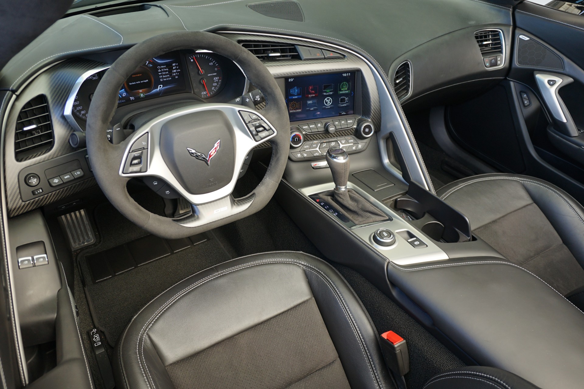 CHEVROLET Corvette Z06 3LZ Cabriolet 660PS "aus erster Hand"-image-21