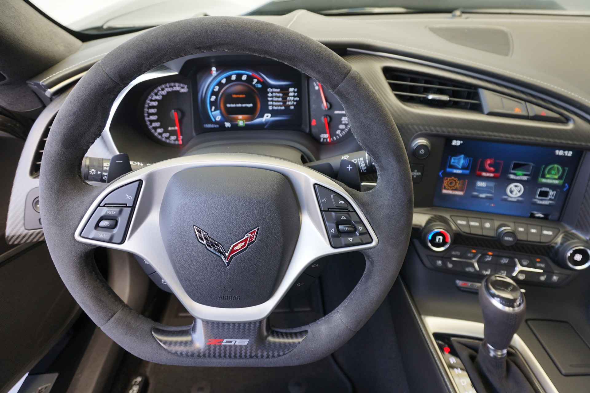CHEVROLET Corvette Z06 3LZ Cabriolet 660PS "aus erster Hand"-image-28