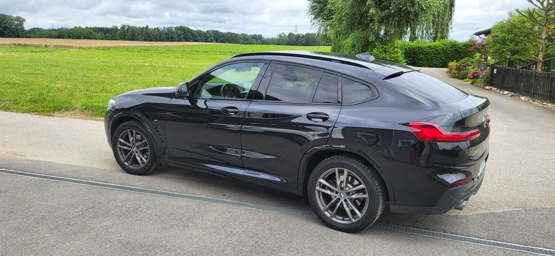 BMW X4 xDrive 20i M Sport X Steptronic-image-2
