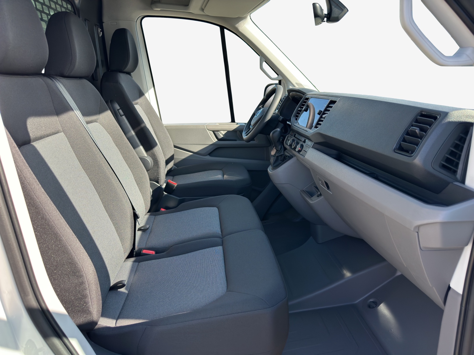 VW Crafter 35 2.0 BiTDI Entry L3 A-image-8