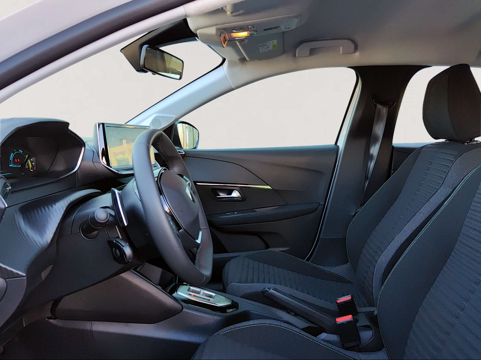 PEUGEOT 208 1.2 MHEV 100 Active-image-8