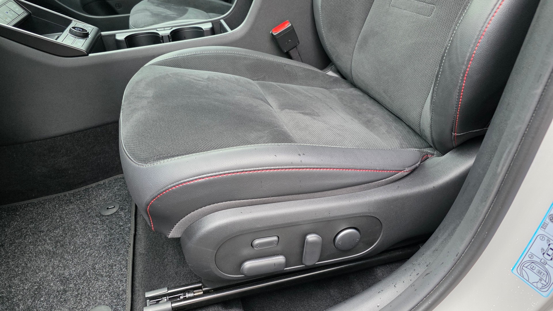 HYUNDAI Kona 1.6 T-GDi N Line 4WD DCT-image-14