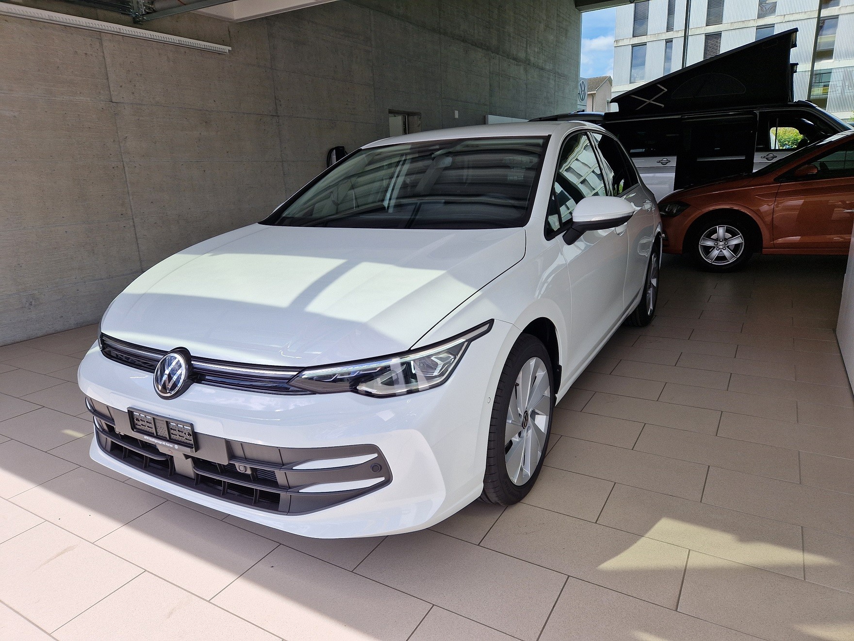 VW Golf 1.5 e TSI mHEV United DSG-image-2