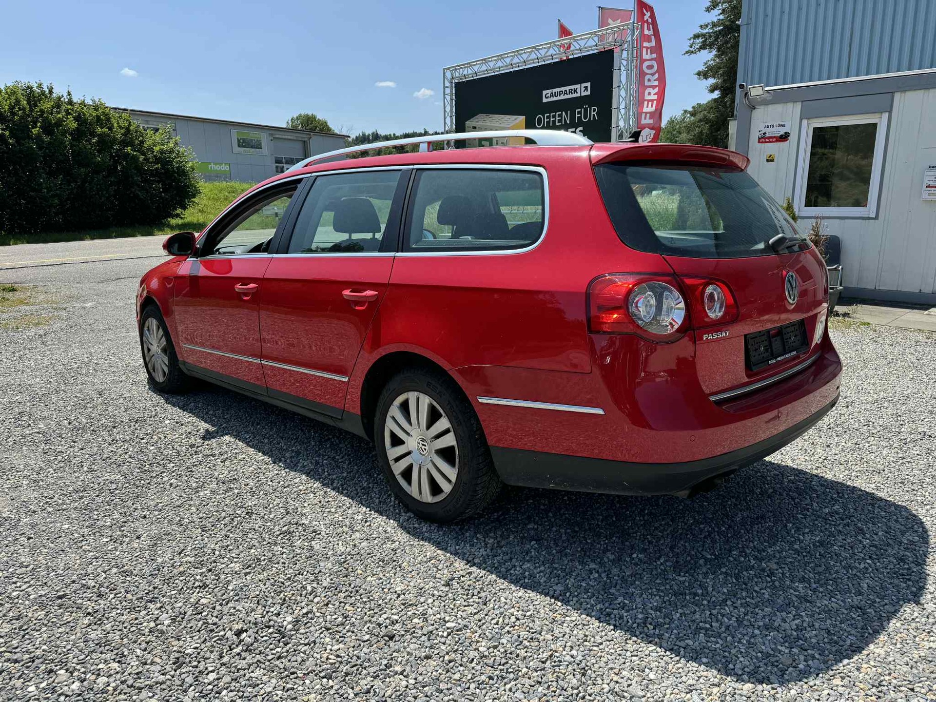 VW Passat Variant 1.8 TSI Value DSG-image-7