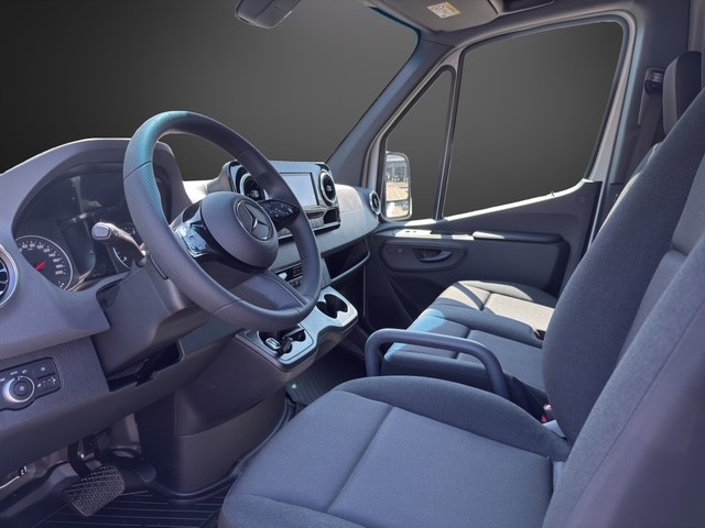 MERCEDES-BENZ Sprinter 317 CDI Lang 9G-TRONIC-image-8