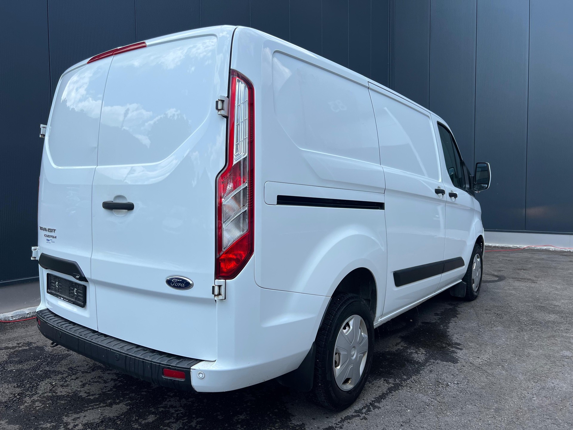 FORD Transit Custom Van 280 L1H1Trend-image-4