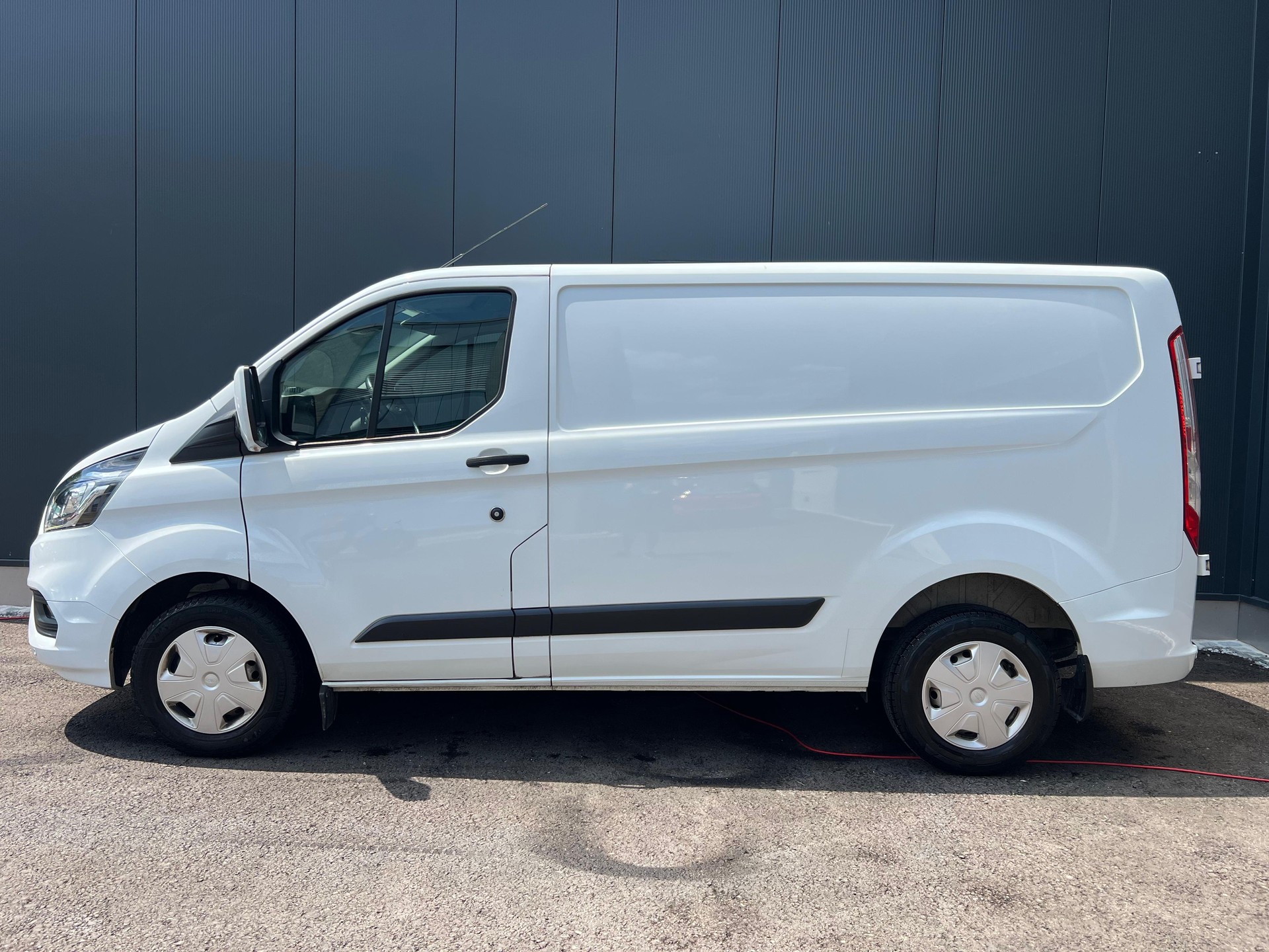 FORD Transit Custom Van 280 L1H1Trend-image-1