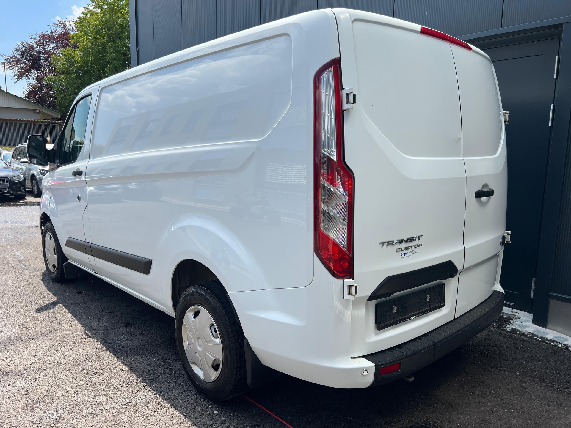 FORD Transit Custom Van 280 L1H1Trend-image-2
