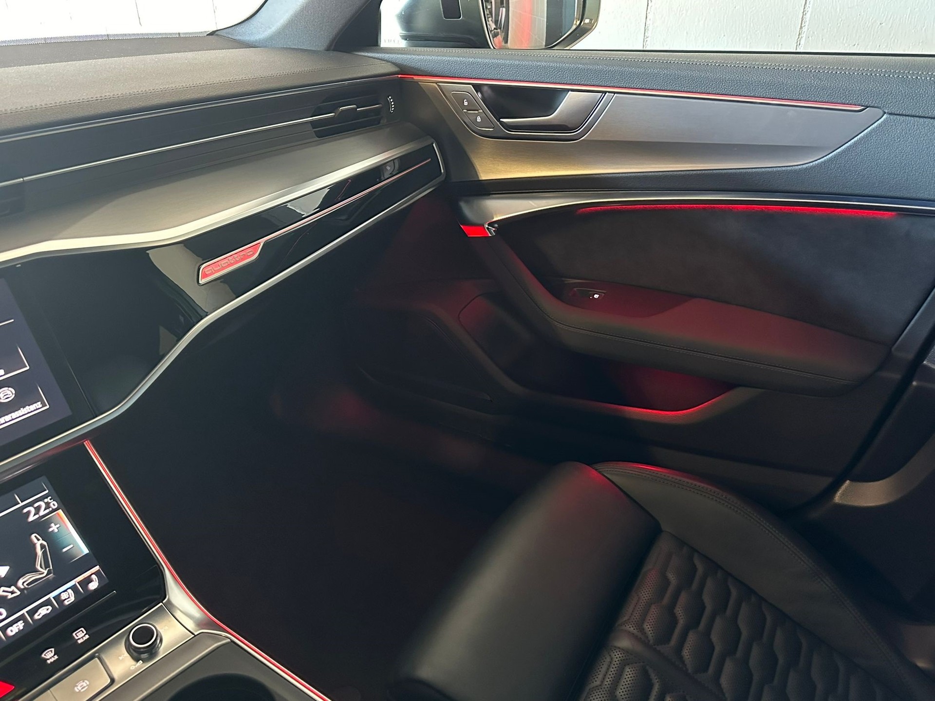 AUDI RS6 Avant 4.0 TFSI V8 quattro PP Performance 730 PS / 950 NM-image-5