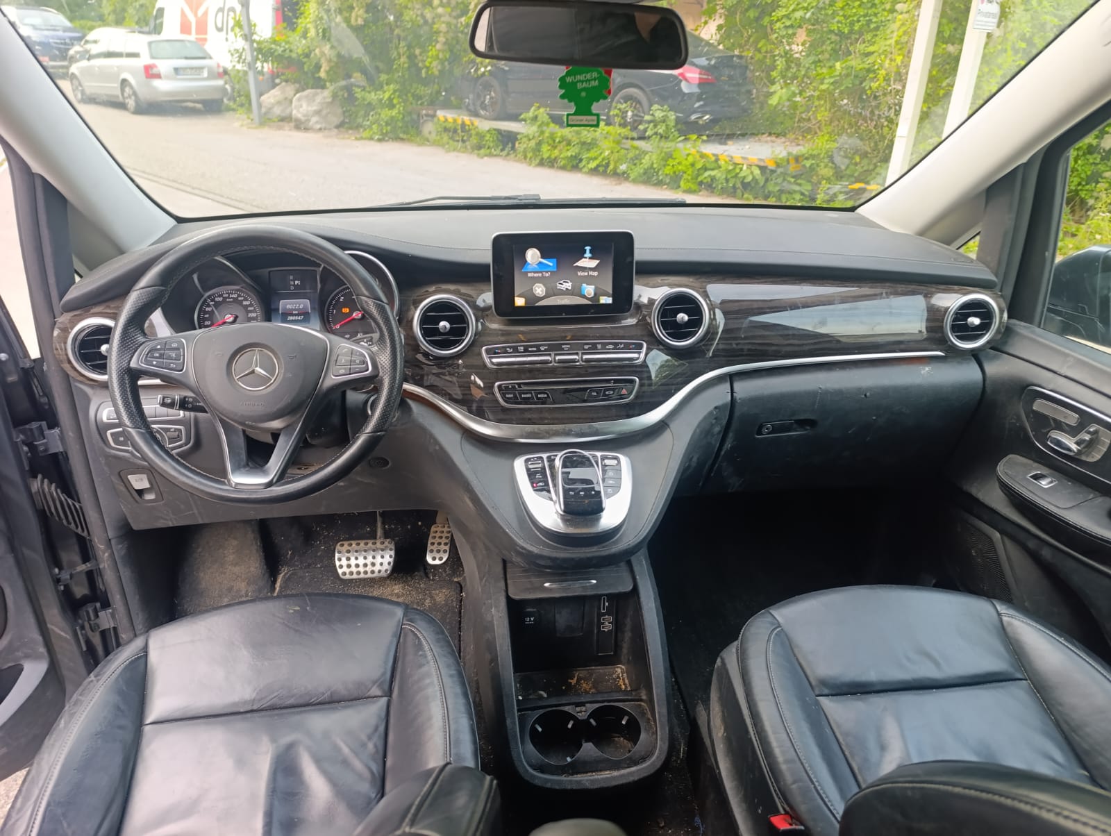 MERCEDES-BENZ V 250 d Avantgarde lang 4Matic 7G-Tronic-image-6