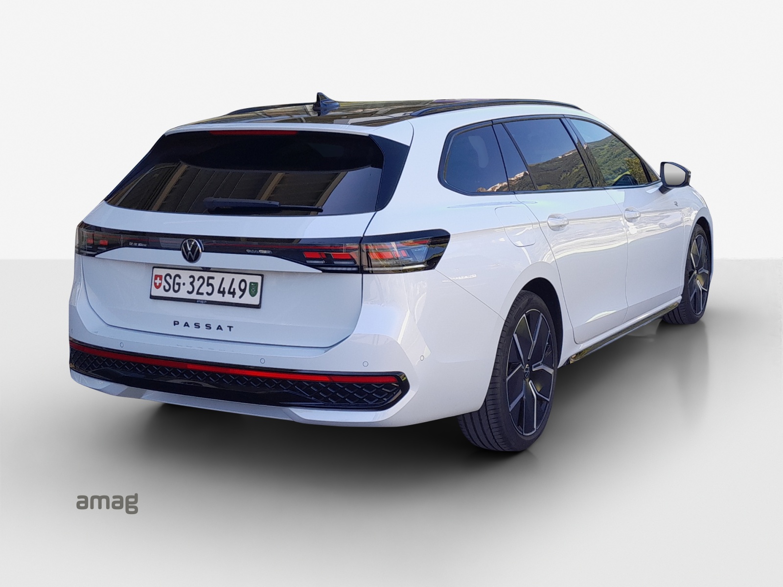 VW Passat Variant 2.0 TDI evo R-Line 4 Motion DSG-image-4