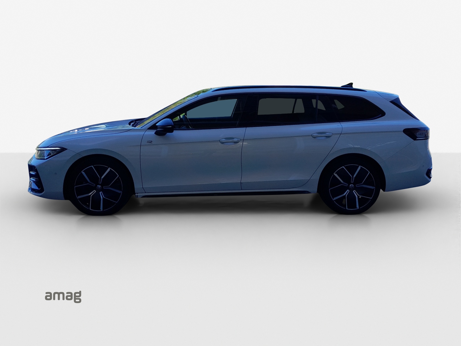 VW Passat Variant 2.0 TDI evo R-Line 4 Motion DSG-image-1