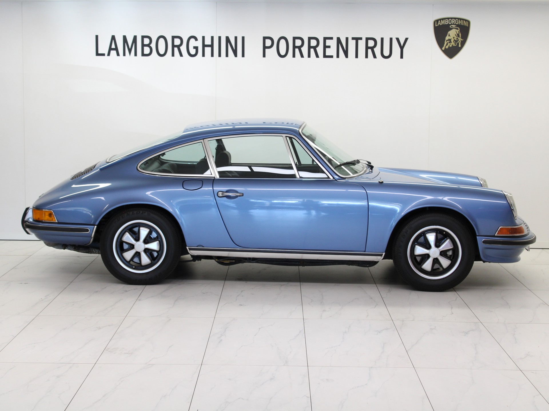 PORSCHE 911 2.4 S-image-1