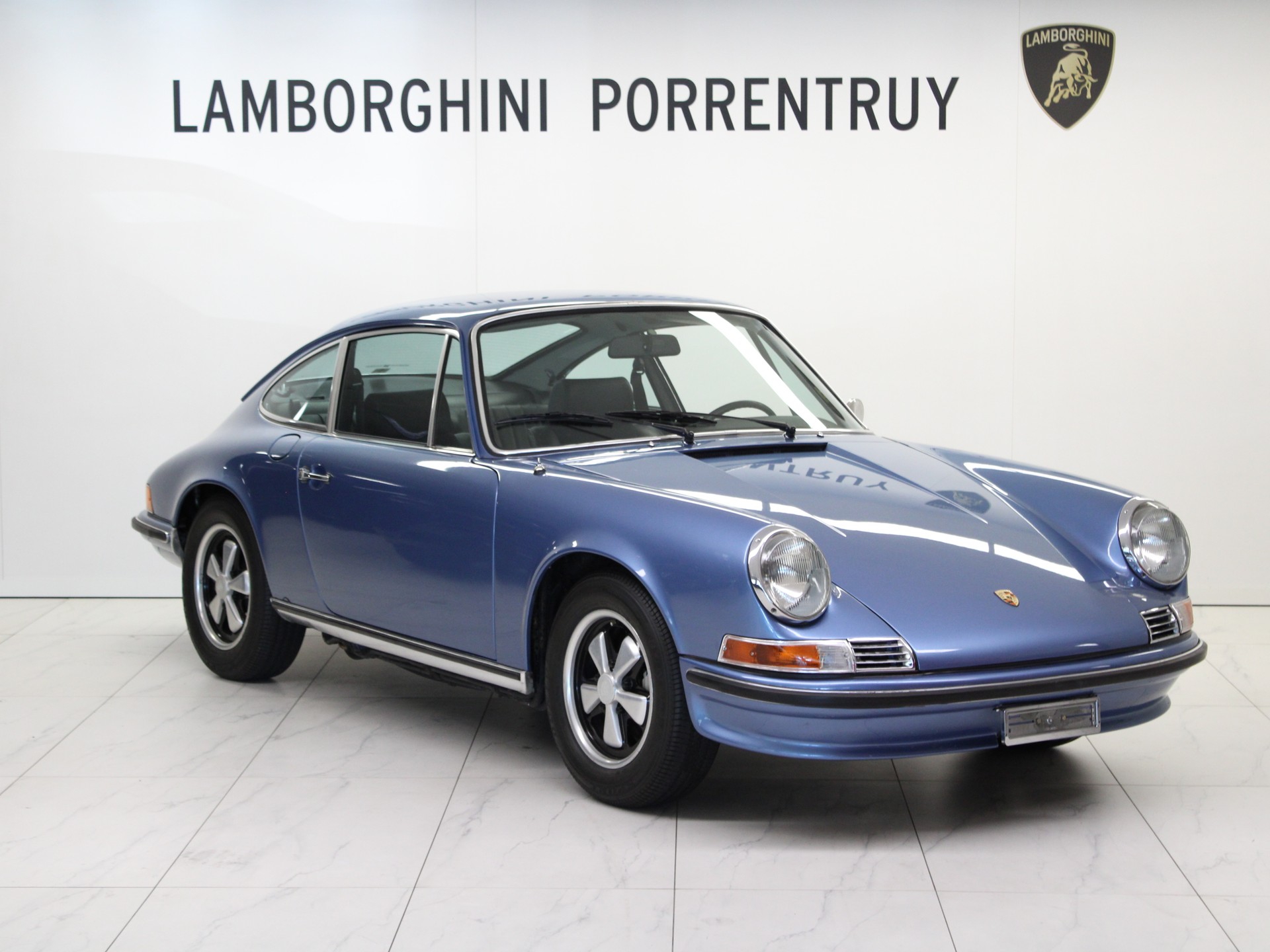 PORSCHE 911 2.4 S-image-0