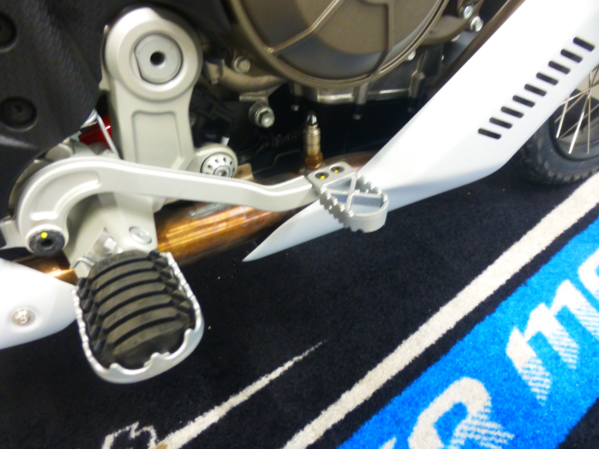 APRILIA Tuareg 660-showroom-element-2