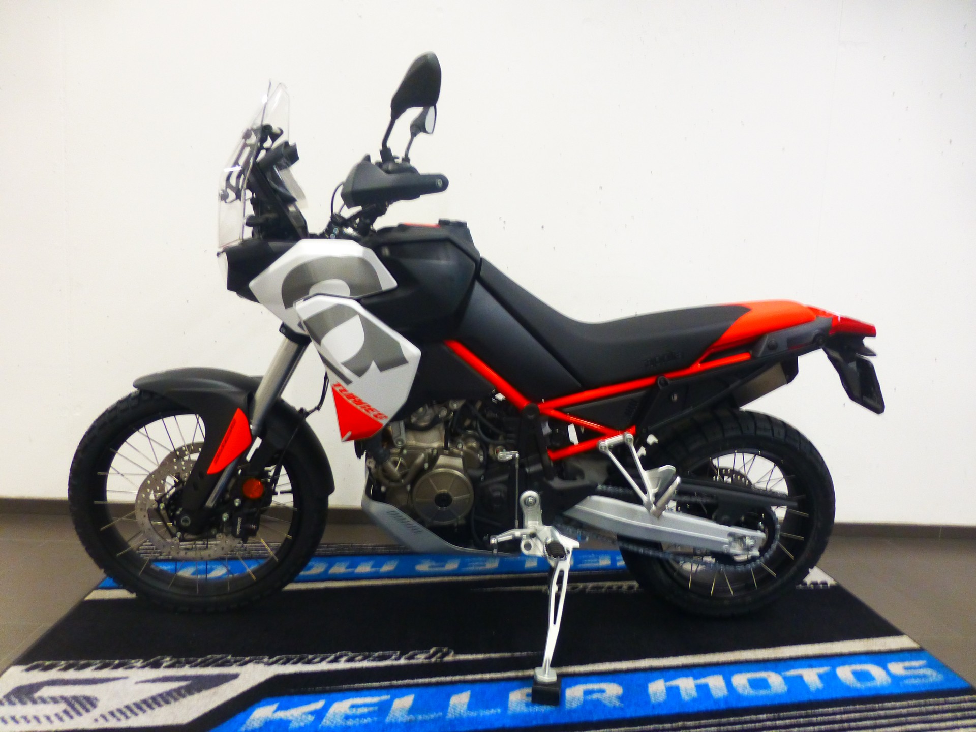 APRILIA Tuareg 660-showroom-element-1