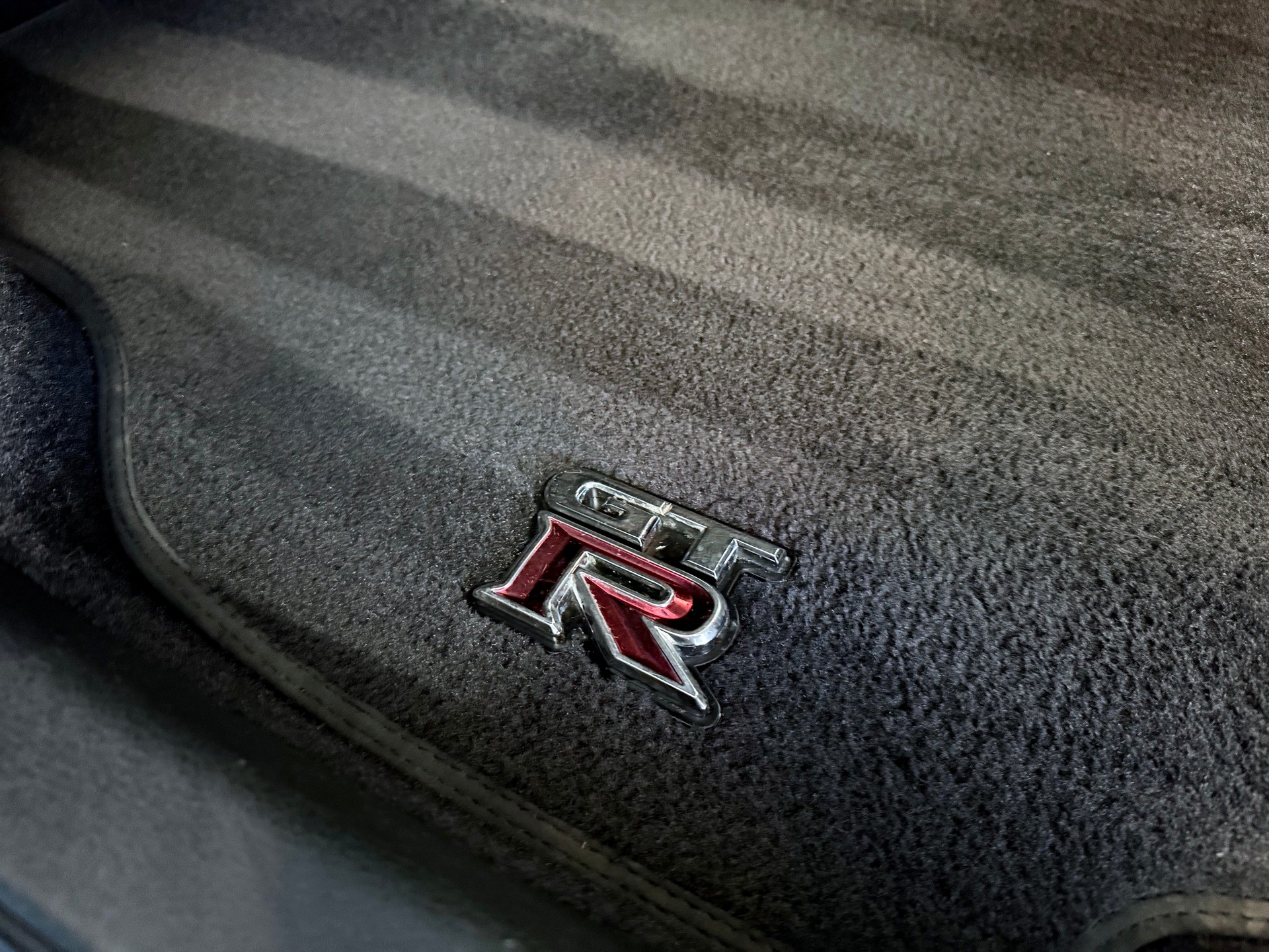NISSAN GT-R 3.8 V6 Biturbo ALL Black Edition-image-25