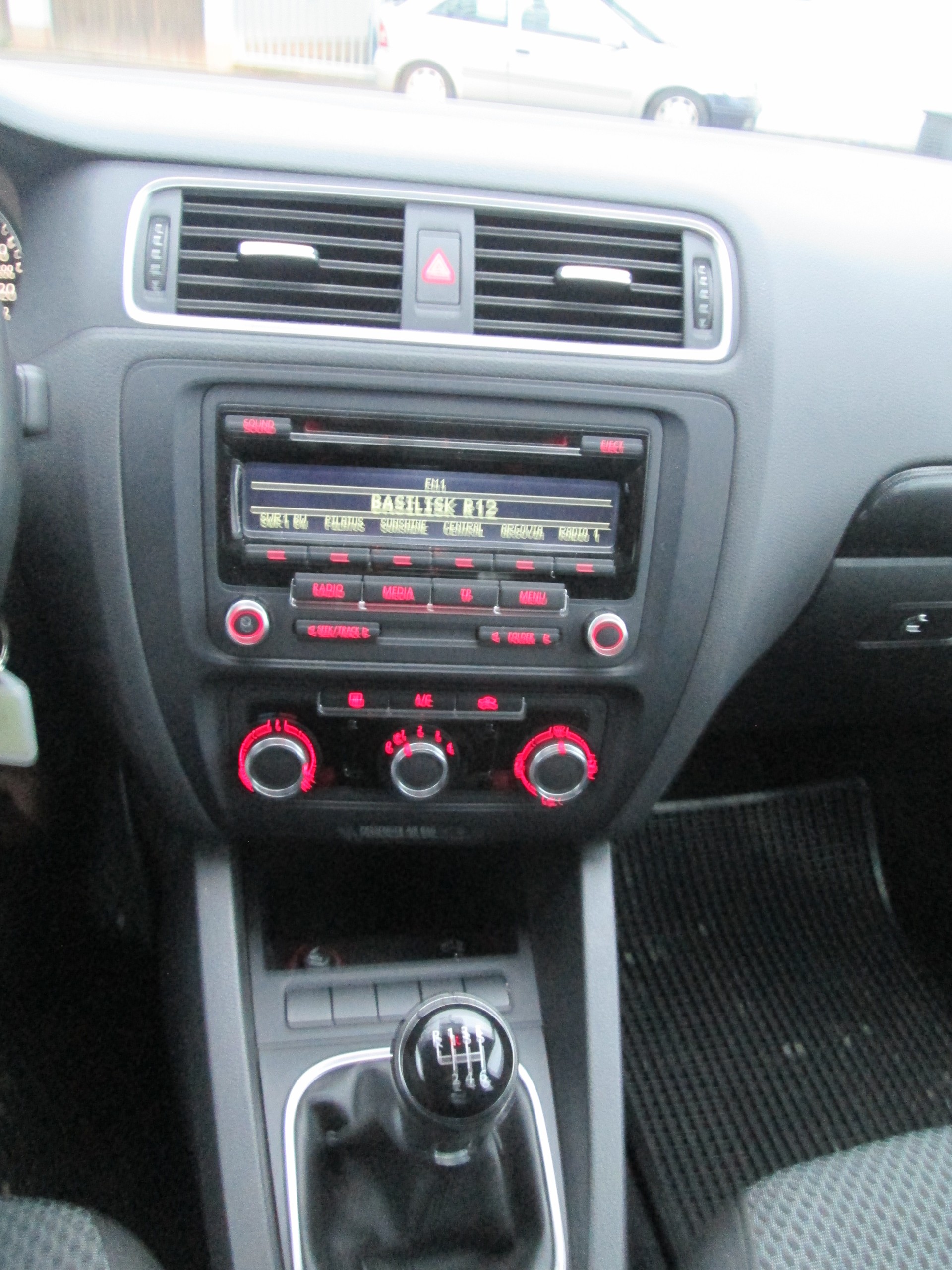 VW Jetta 1.4 TSI Comfortline-image-13