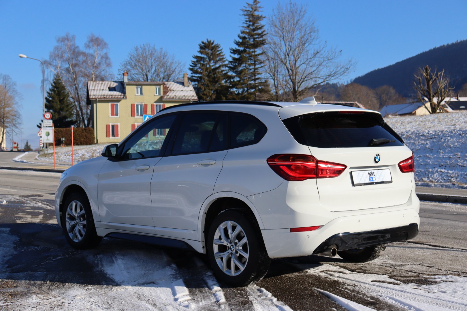 BMW X1 xDrive 18d M Sport-image-5