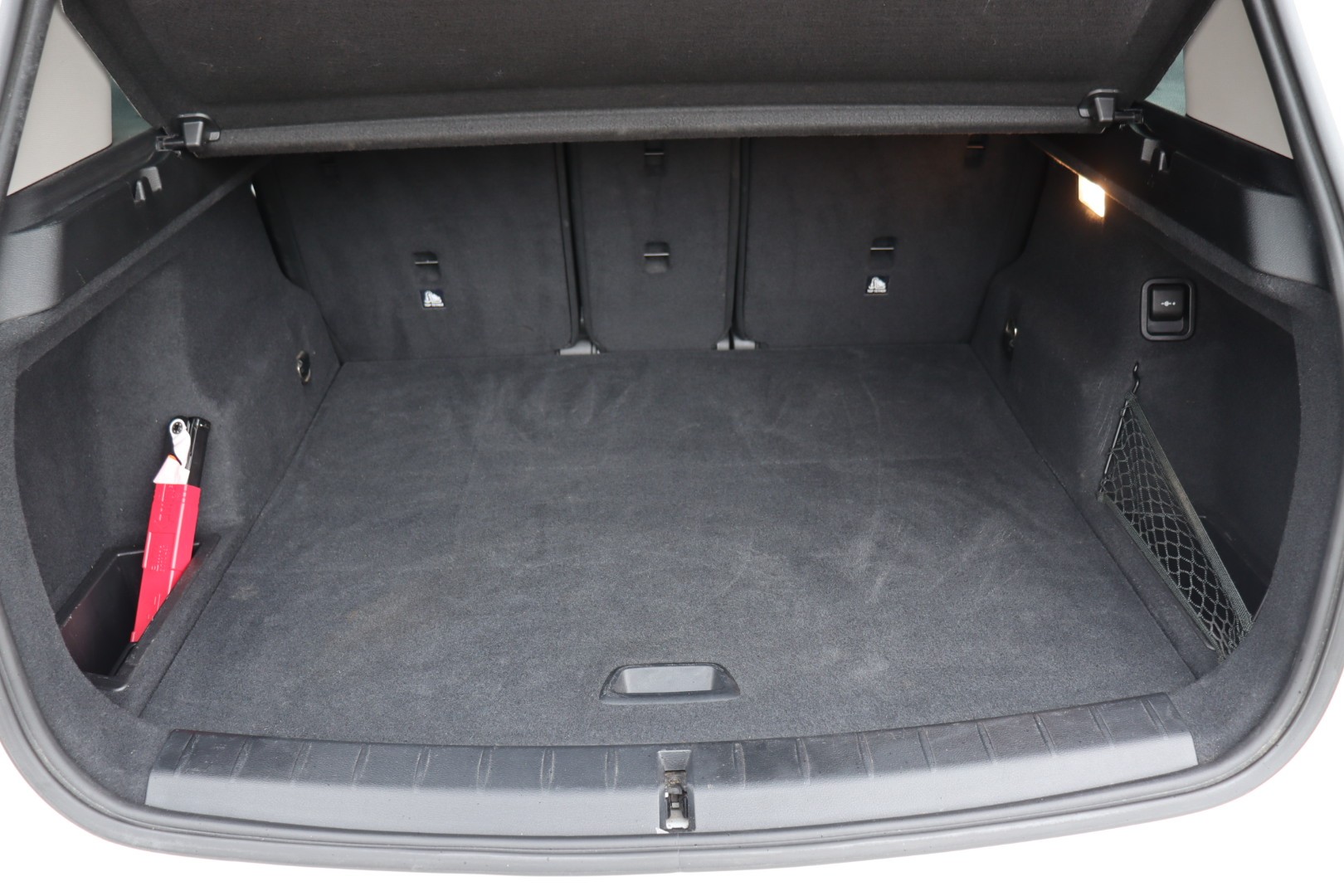 BMW X1 xDrive 18d M Sport-image-13