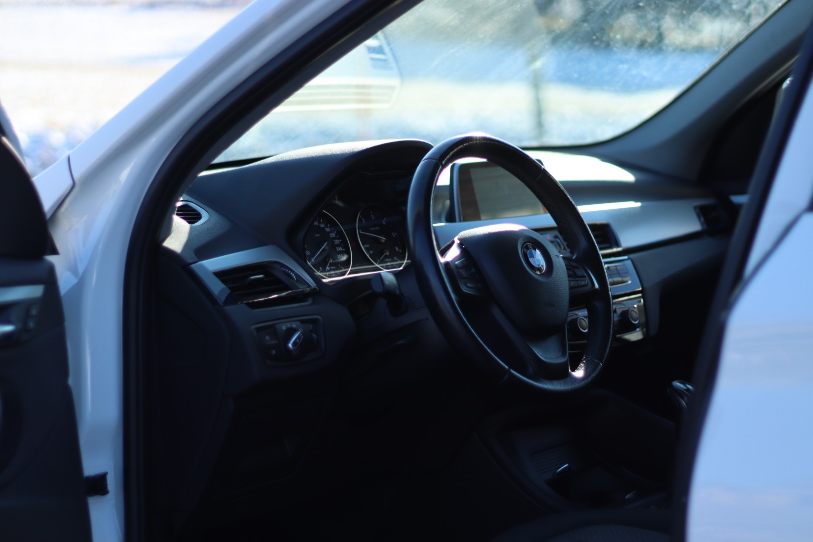 BMW X1 xDrive 18d M Sport-image-1