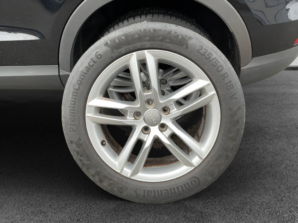 AUDI Q3 2.0 TFSI quattro S-Tronic-image-14