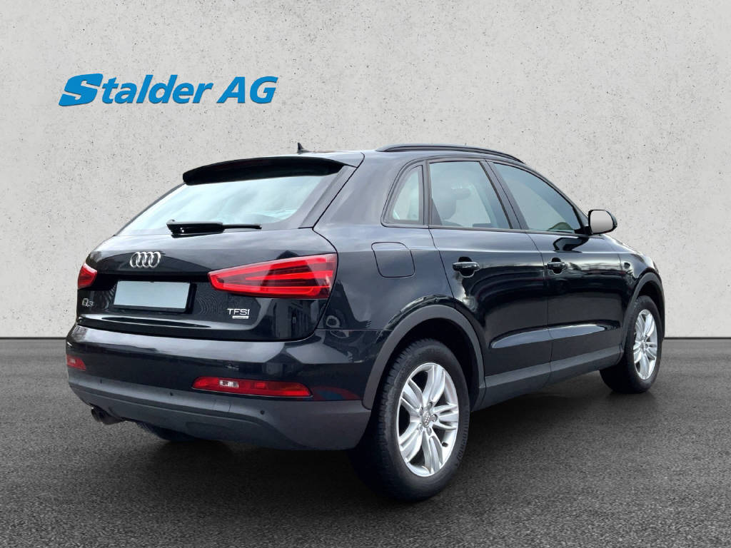 AUDI Q3 2.0 TFSI quattro S-Tronic-image-5