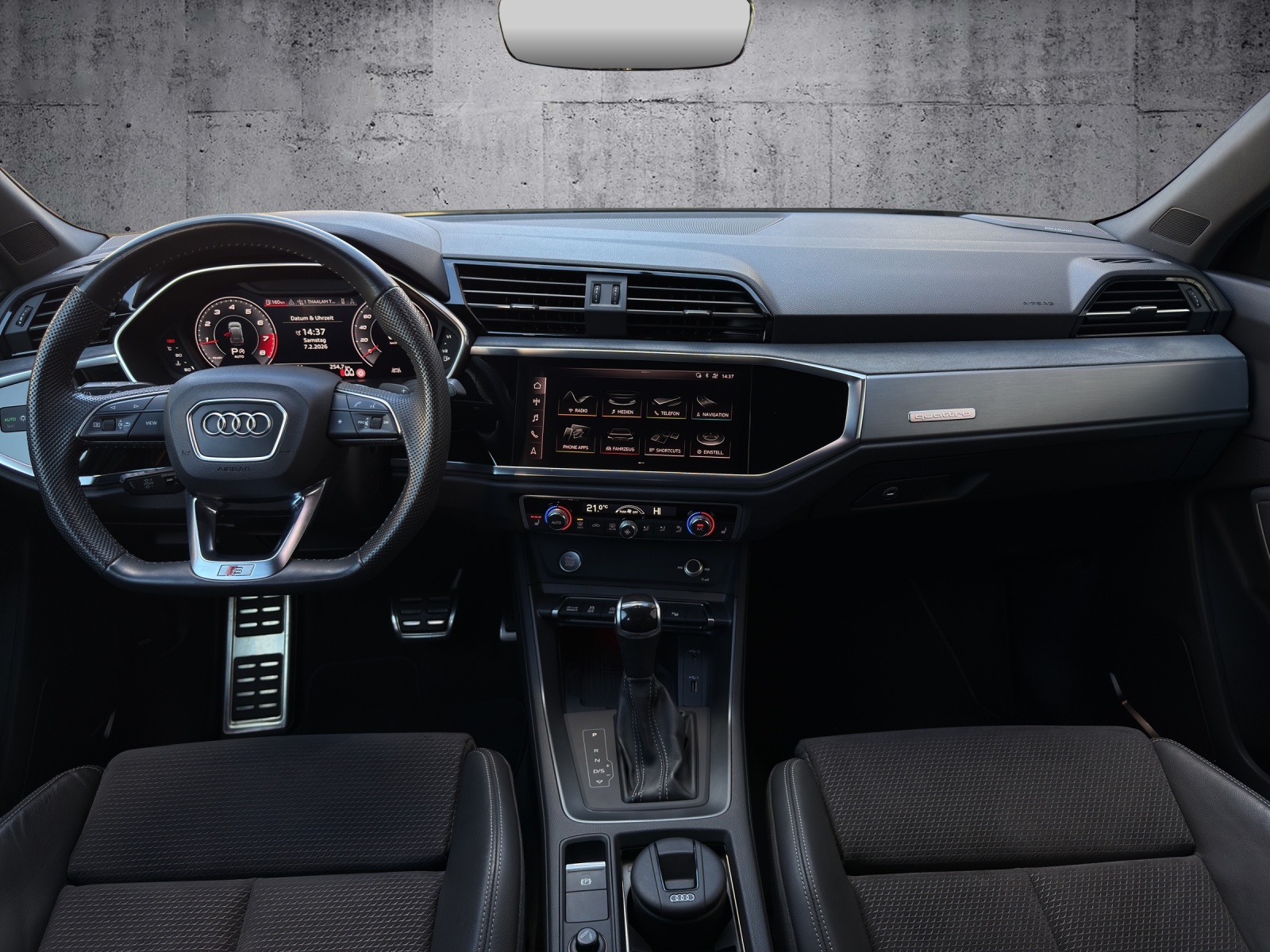 AUDI Q3 Sportback 45 TFSI S line quattro S-tronic *CH-Fahrzeug*-image-9